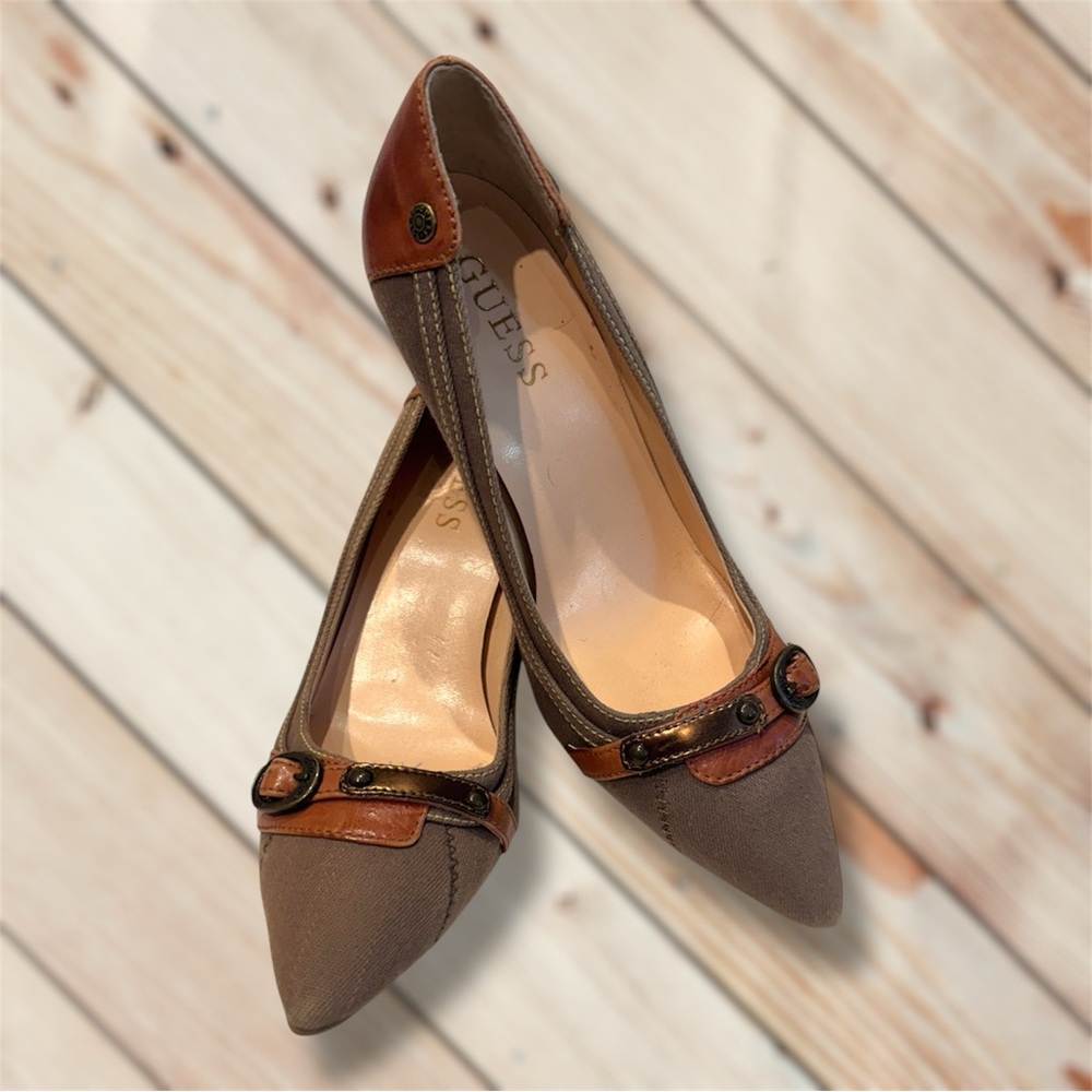 Vintage Guess Heels- Khaki Green Canvas with Tan Leather Accents Size 5